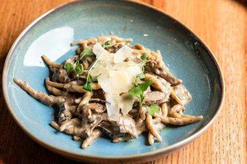 chicago-ambar-gallery-1