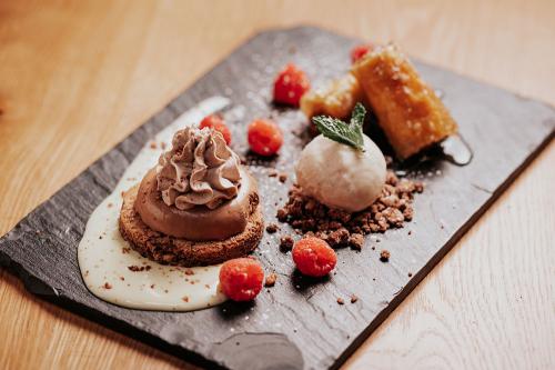 chicago-ambar-gallery-10